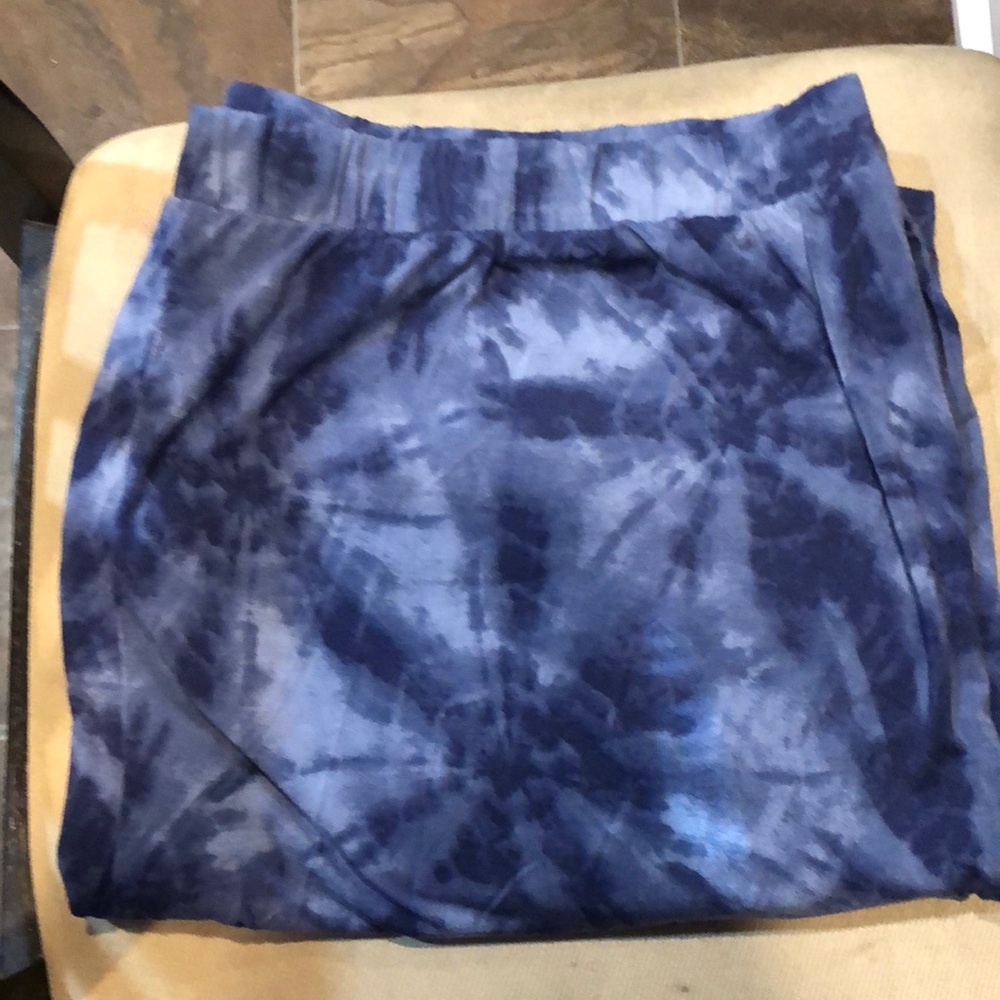 Old Navy “live in” tie dye joggers. BNWOT